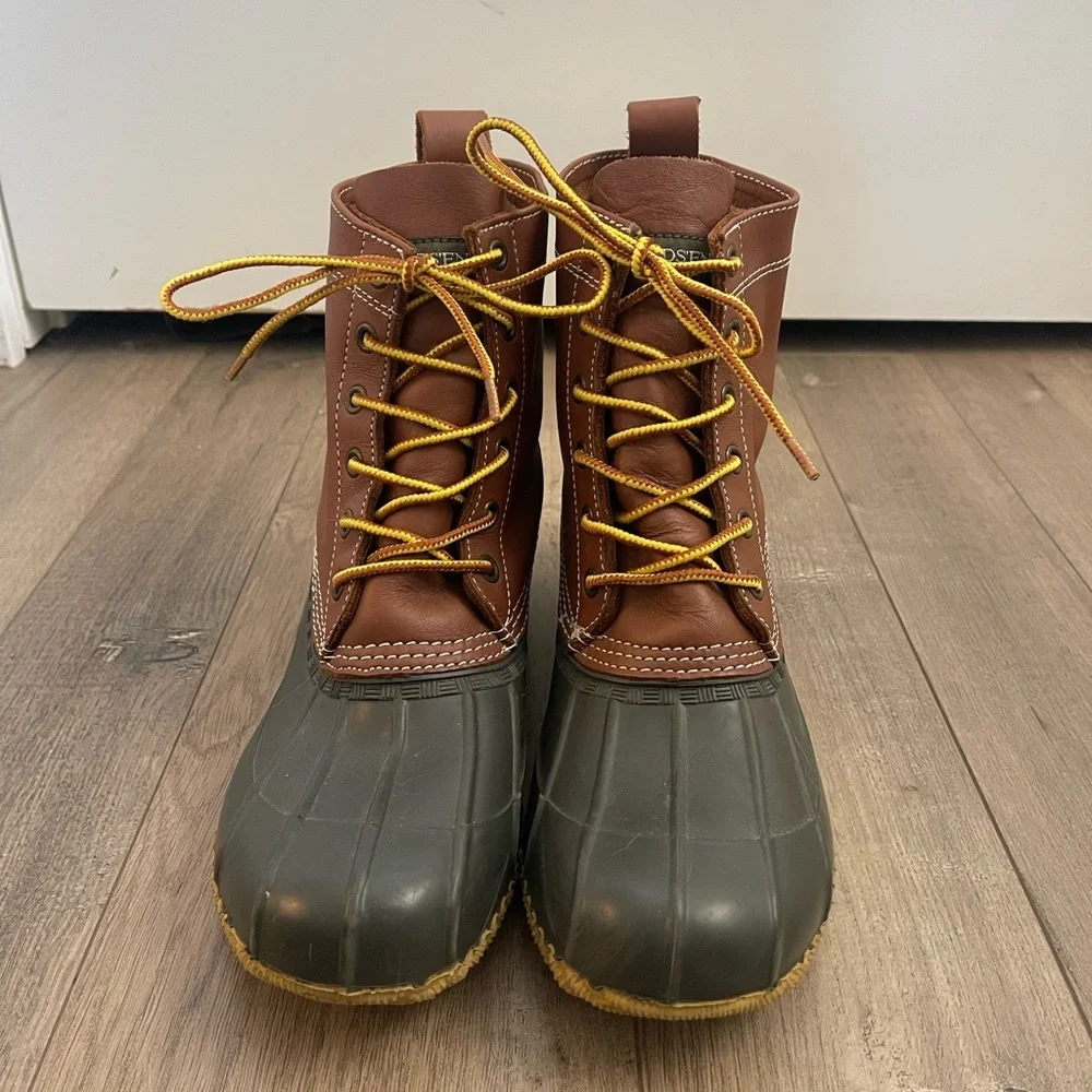 Women’s Lands End Leather and Rubbed Duck Boot - 8